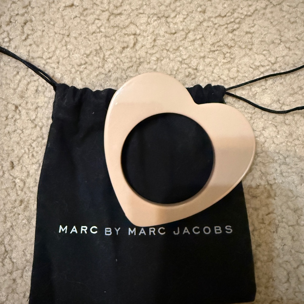 Marc by Marc Jacobs Beige Bangle